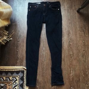 Dark wash Legging skinny jeans